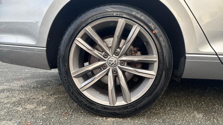 Volkswagen Passat 2.0 TDI GT 5dr DSG [Panoramic Roof] Diesel Estate